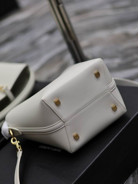 Saint Laurent
