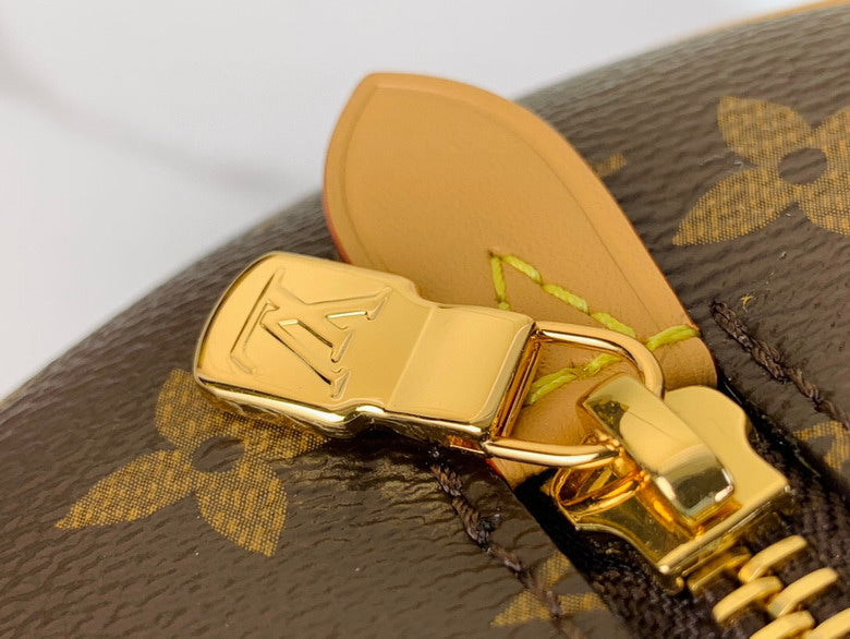 Louis Vuitton Speedy