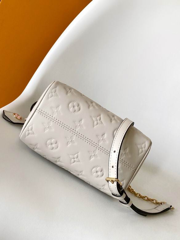 Louis Vuitton Speedy