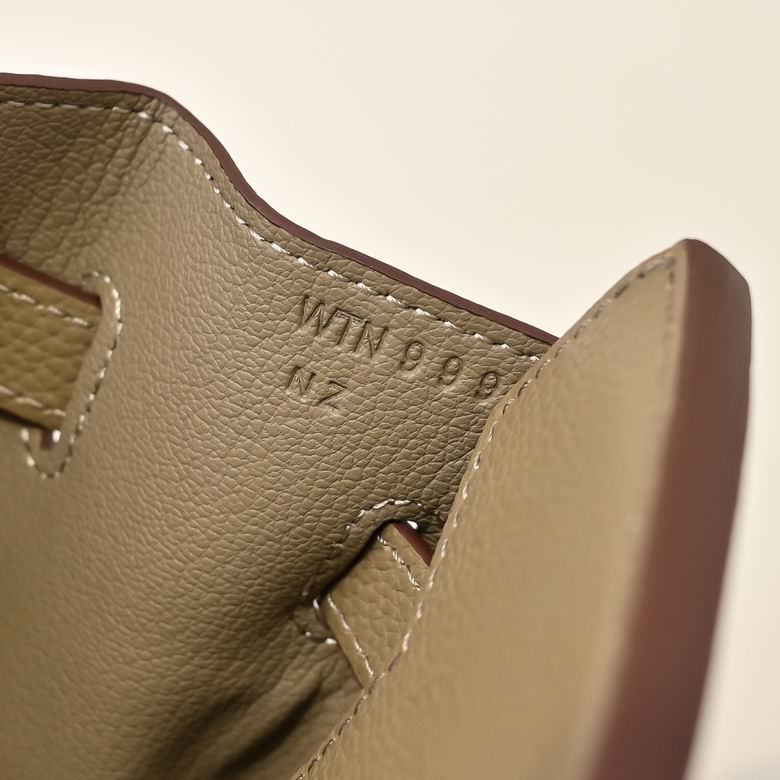Hermes Kelly