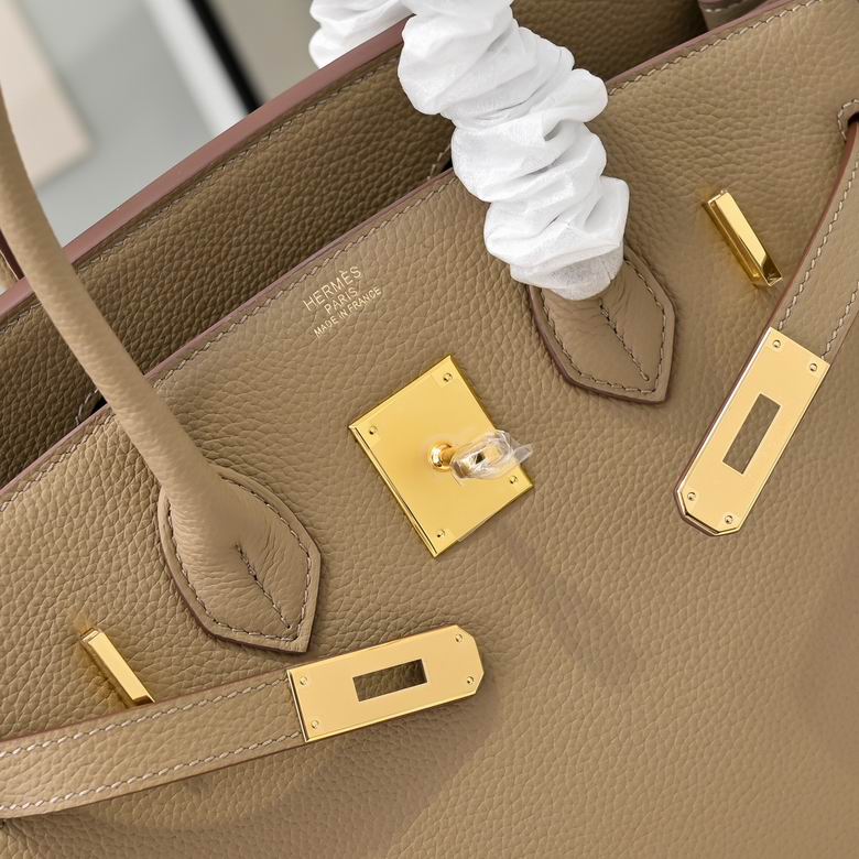 Hermes Kelly