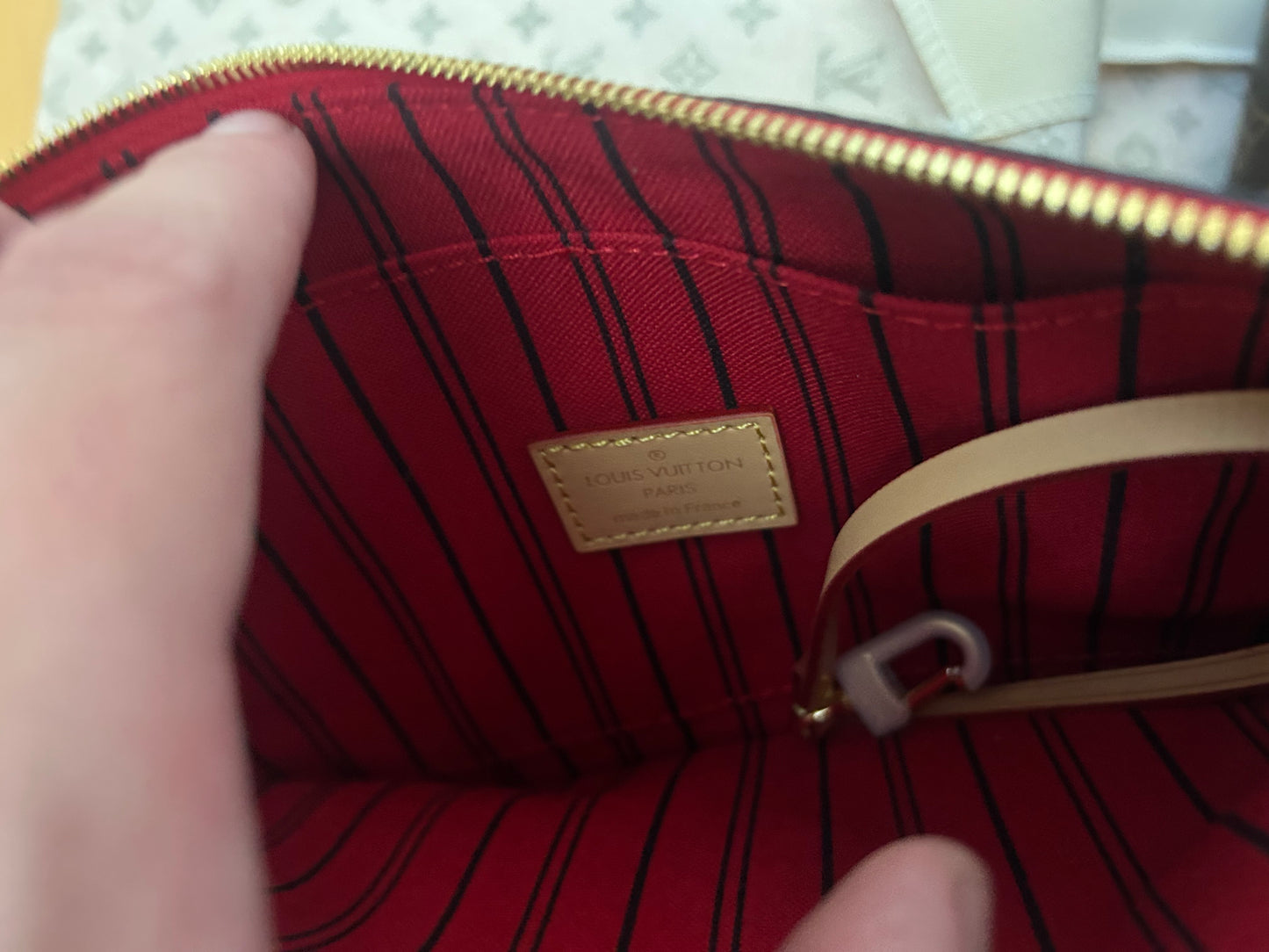 Louis Vuitton Neverfull (odmah dostupno)