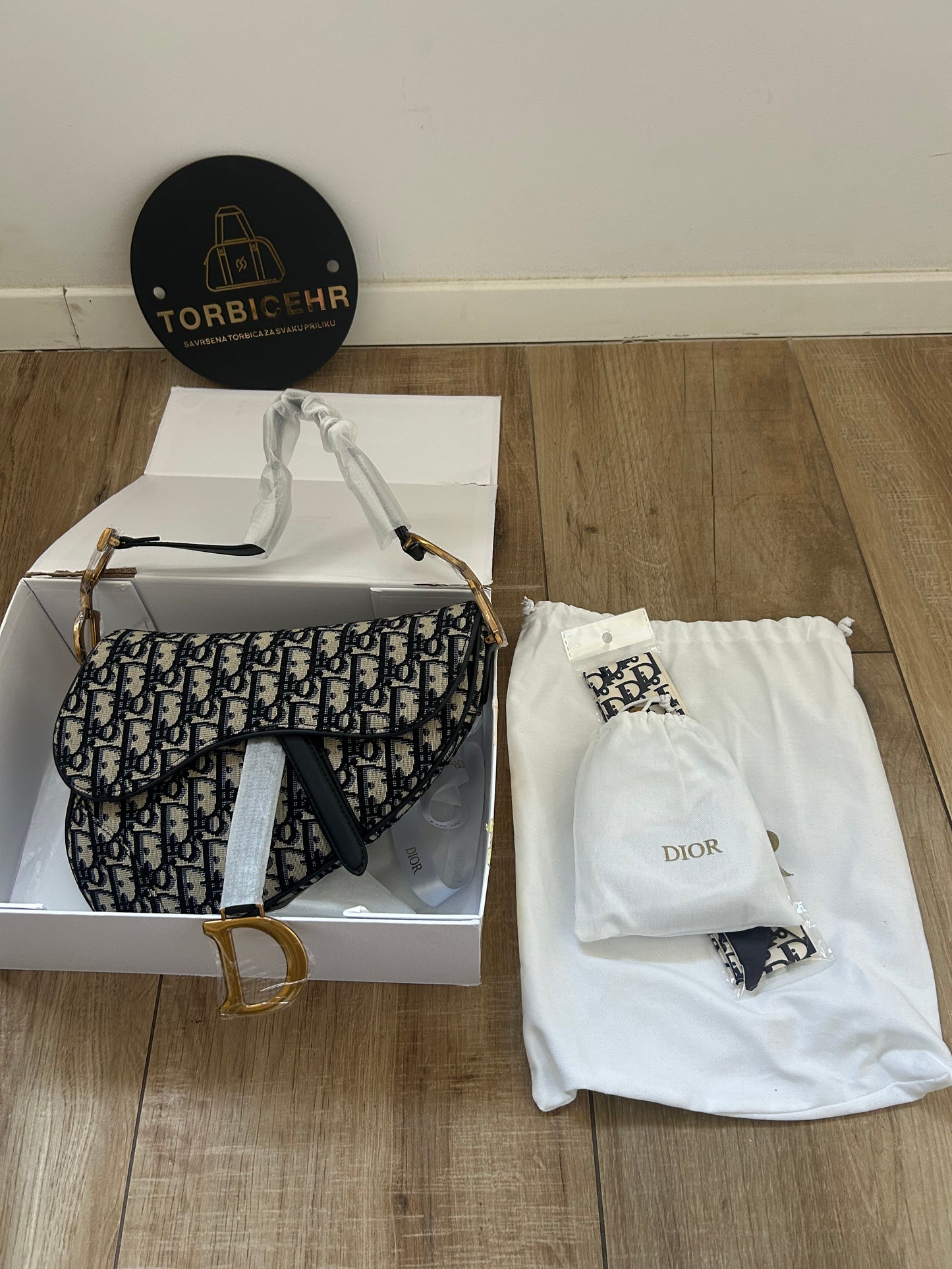 Dior Saddle (odmah dostupno)