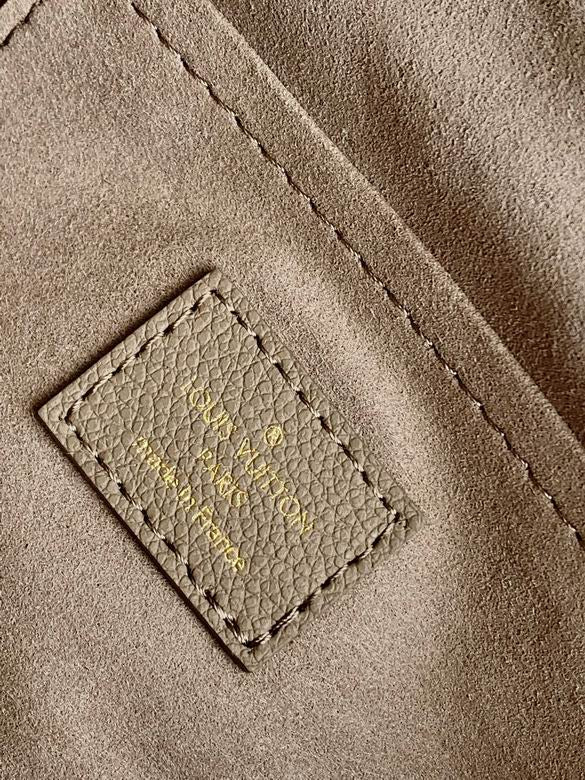 Louis Vuitton Speedy