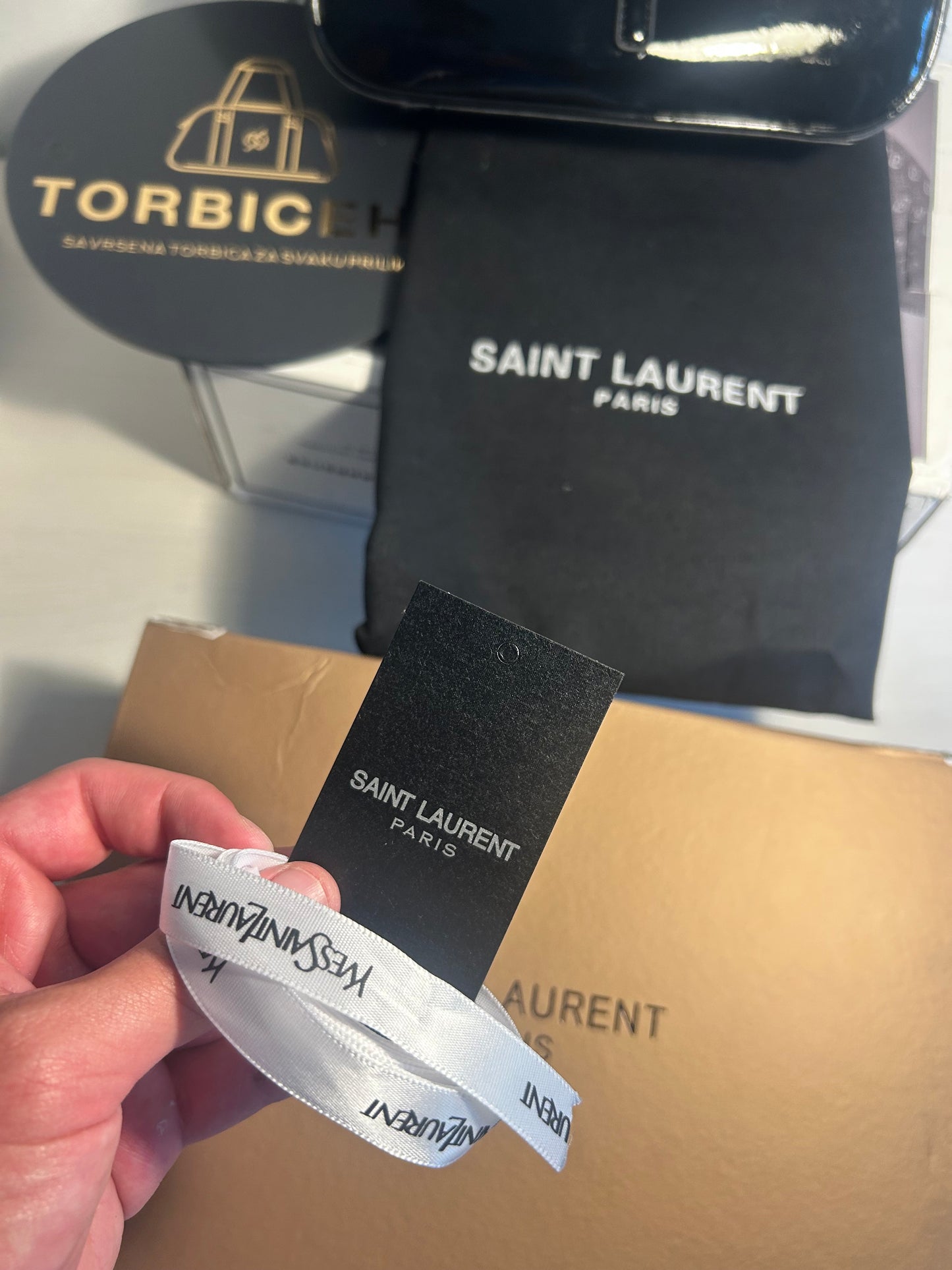 Yves Saint Laurent (odmah dostupno)