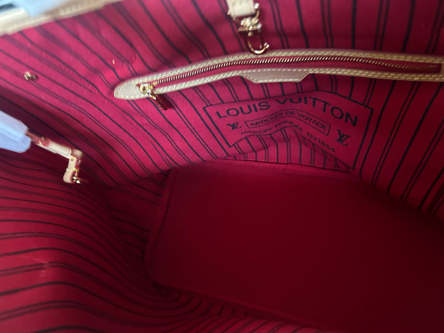 Louis Vuitton Neverfull (odmah dostupno)