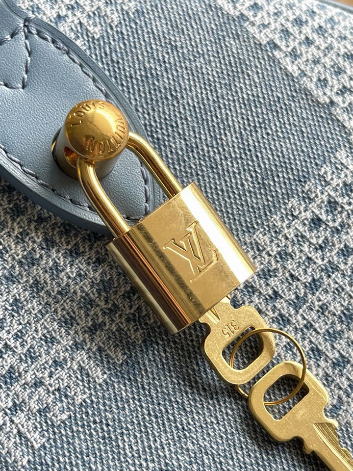 Louis Vuitton Speedy