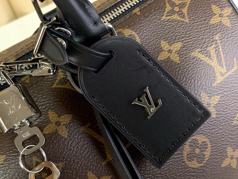 Louis Vuitton Speedy