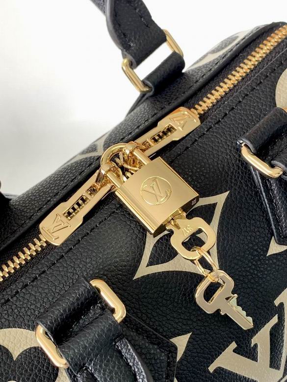 Louis Vuitton Speedy