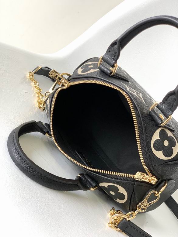 Louis Vuitton Speedy