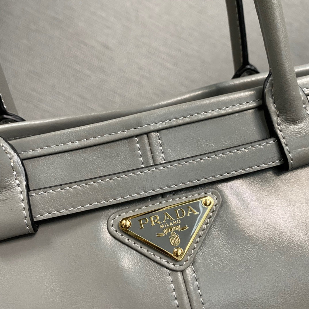 Prada Bonnie