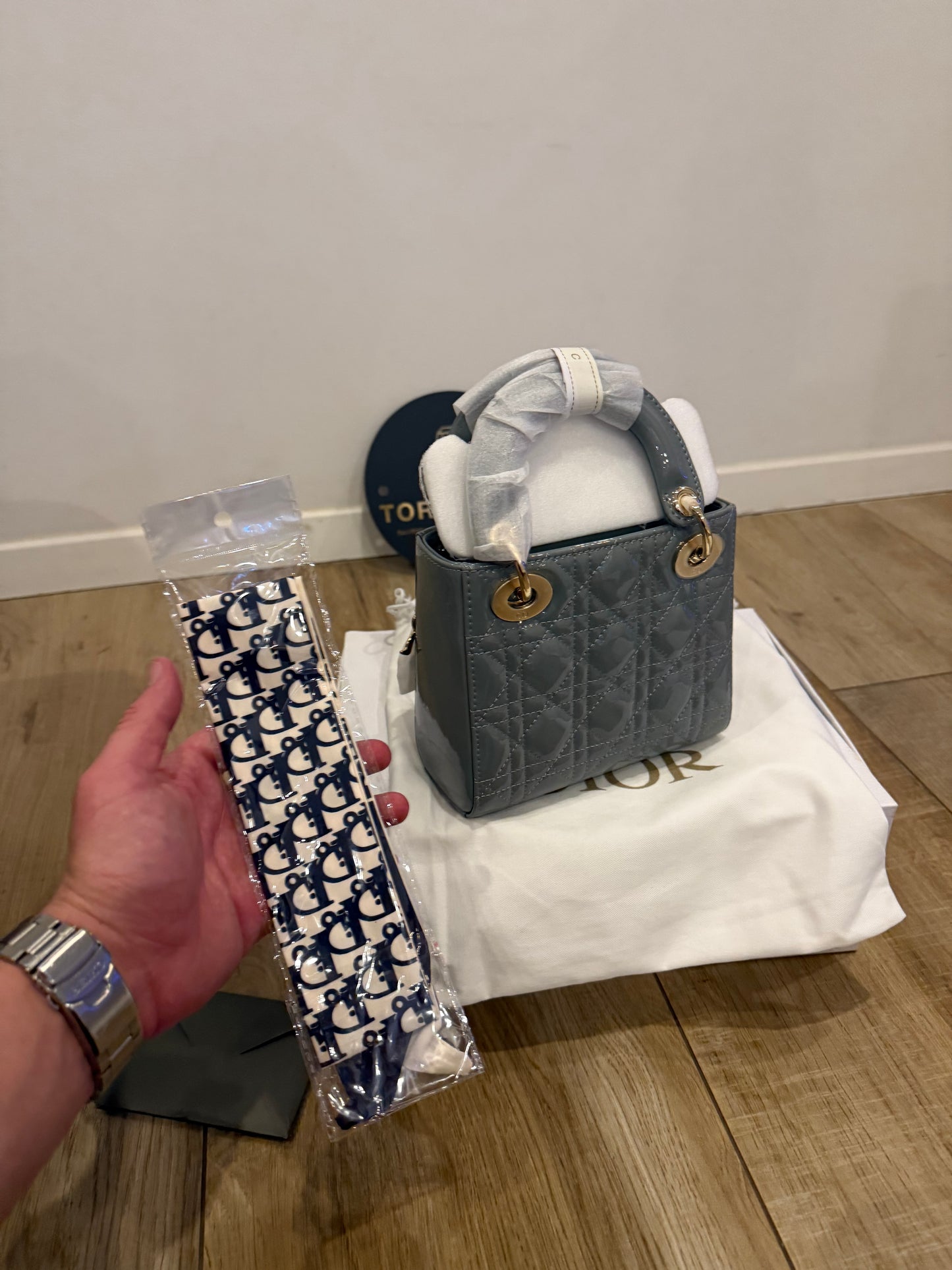 Dior Lady (odmah dostupno)