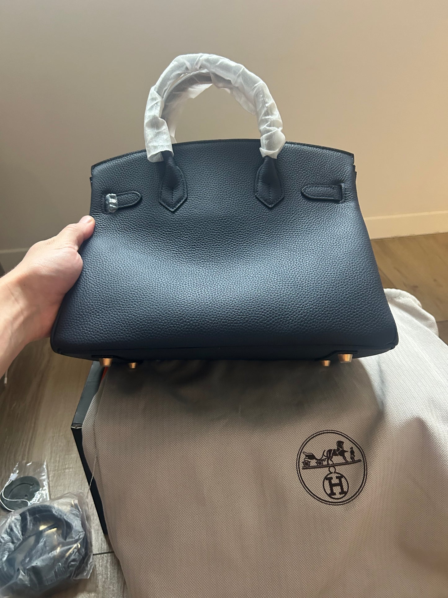 Hermes Birkin (odmah dostupno)
