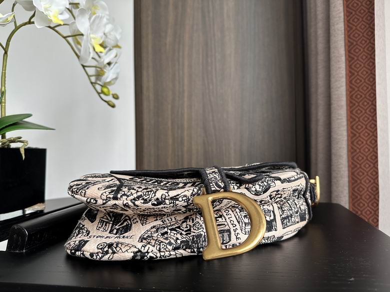 Dior Saddle