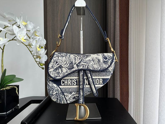 Dior Saddle