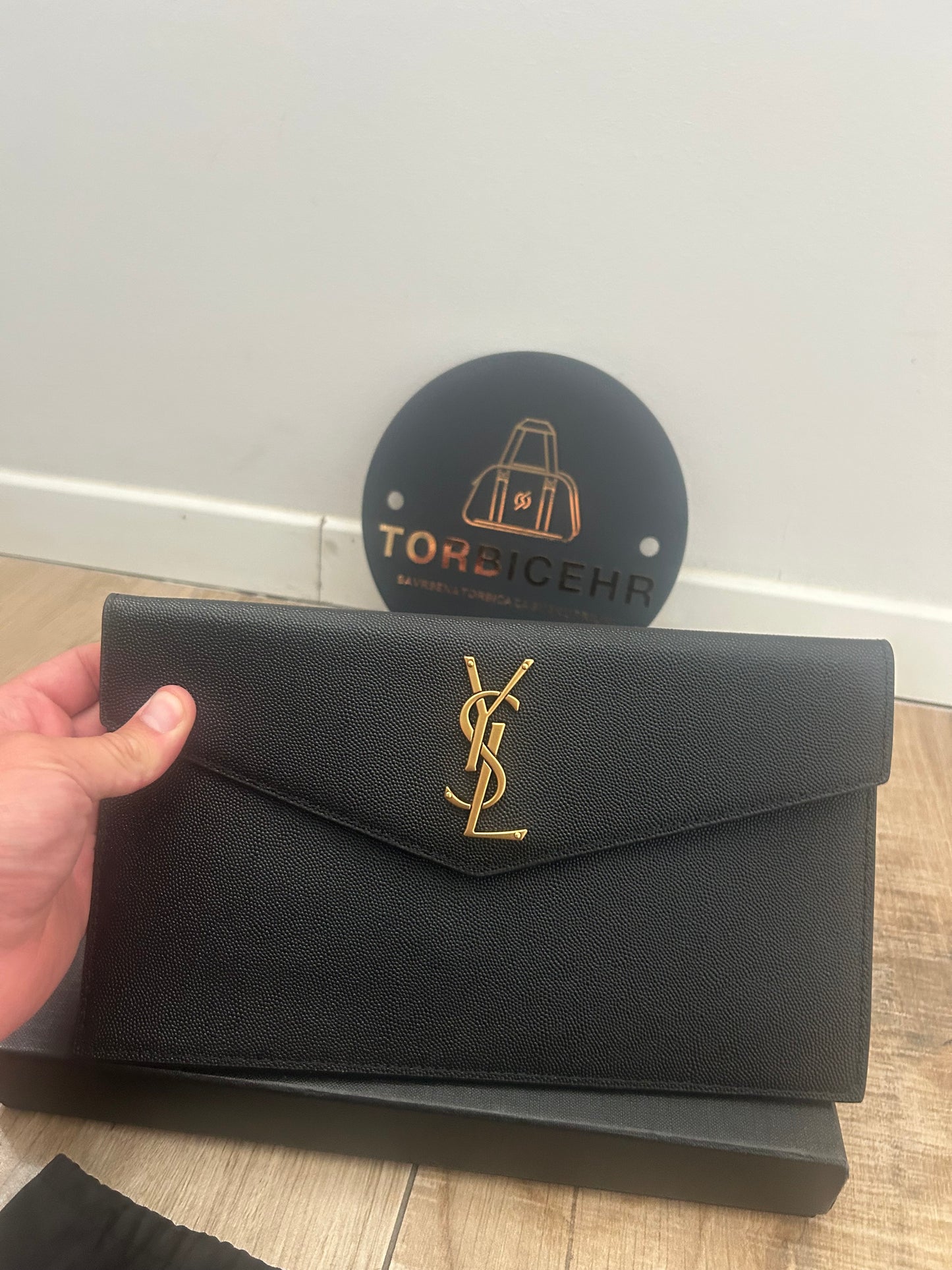 Saint Laurent (odmah dostupno)