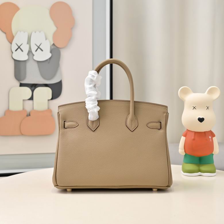 Hermes Kelly