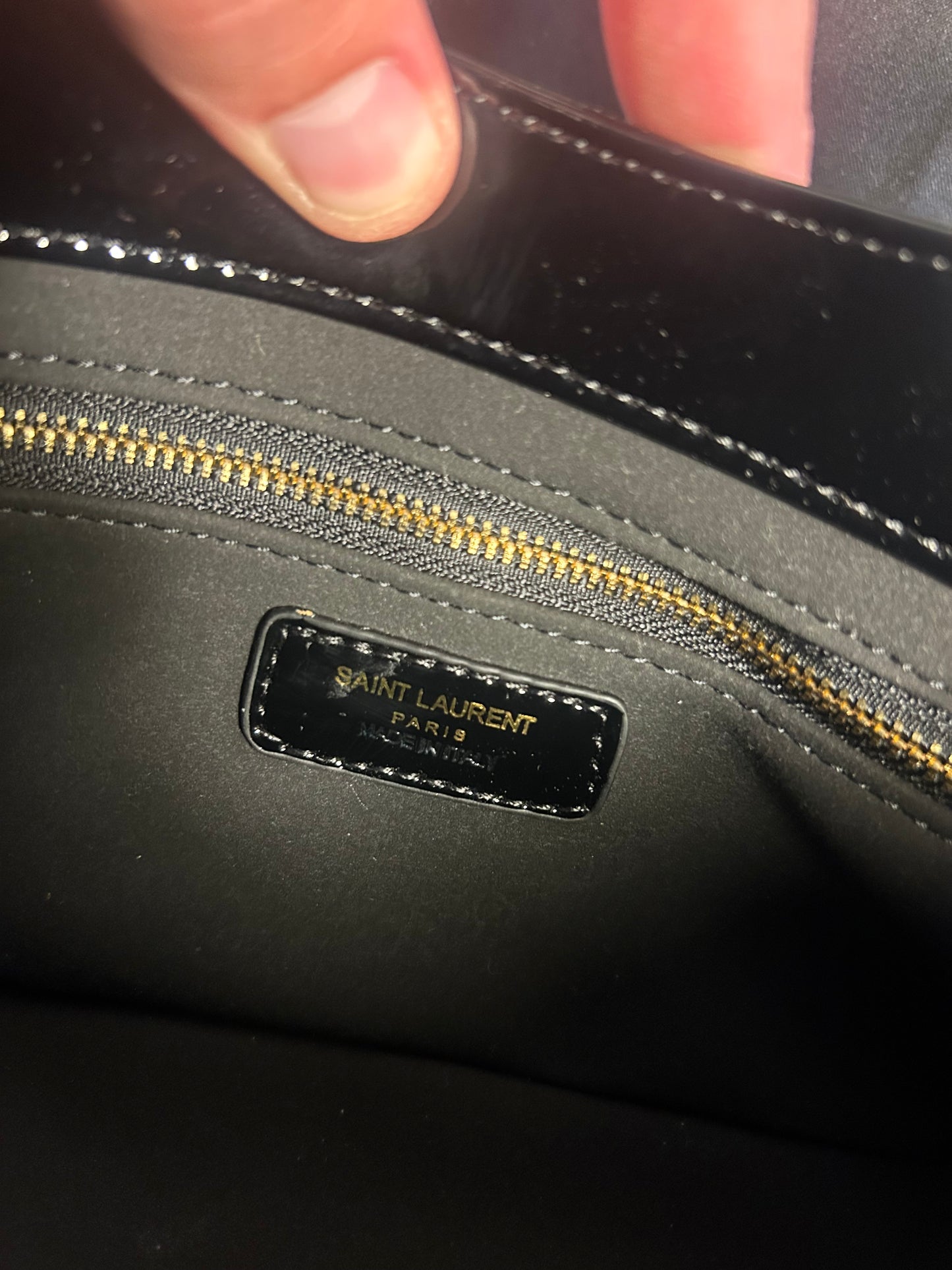 Yves Saint Laurent (odmah dostupno)