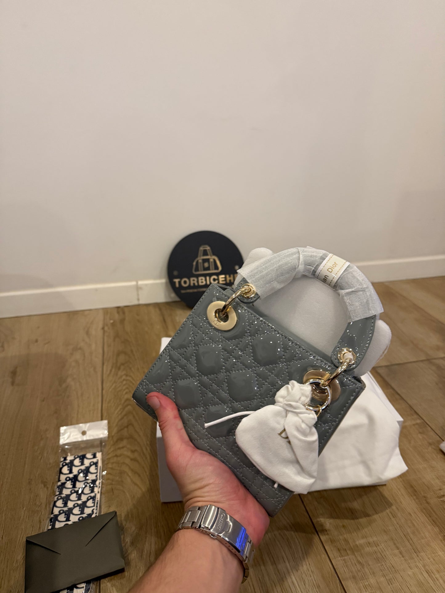 Dior Lady (odmah dostupno)