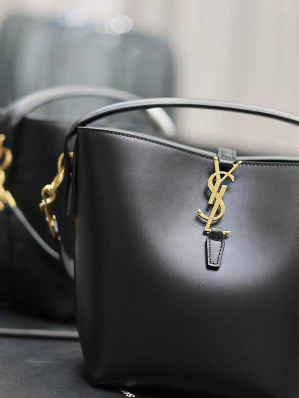 Saint Laurent