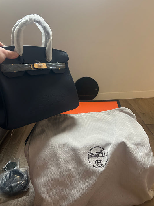 Hermes Birkin (odmah dostupno)