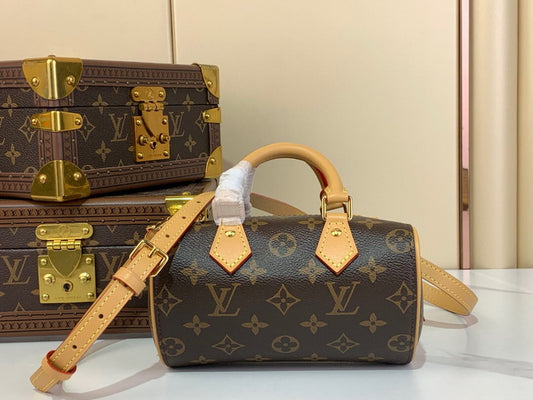 Louis Vuitton Speedy