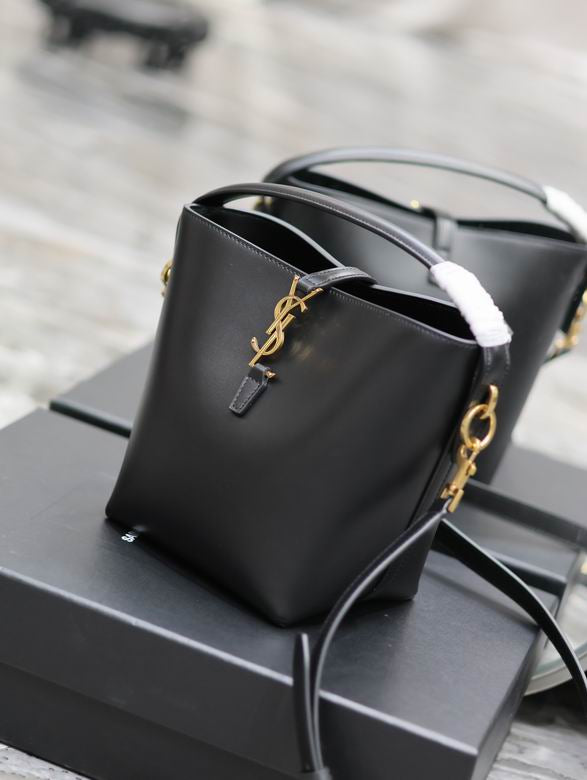 Saint Laurent