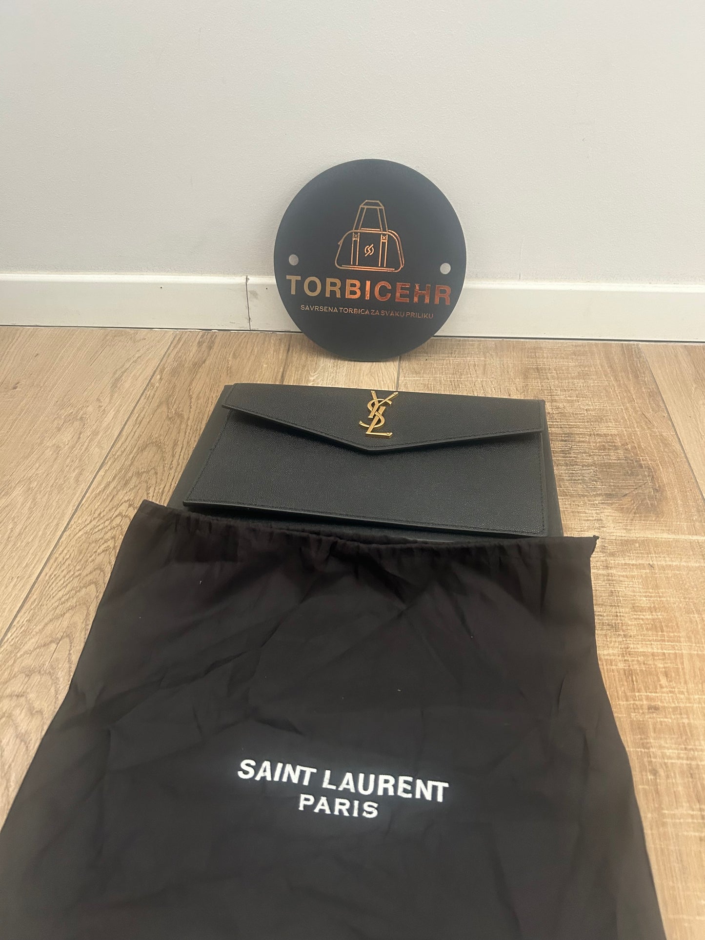 Saint Laurent (odmah dostupno)