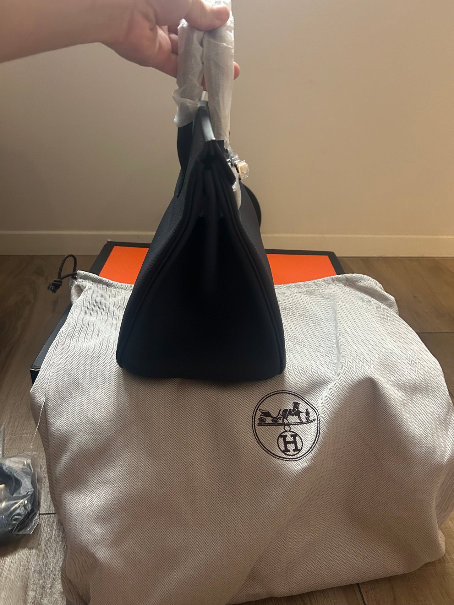 Hermes Birkin (odmah dostupno)