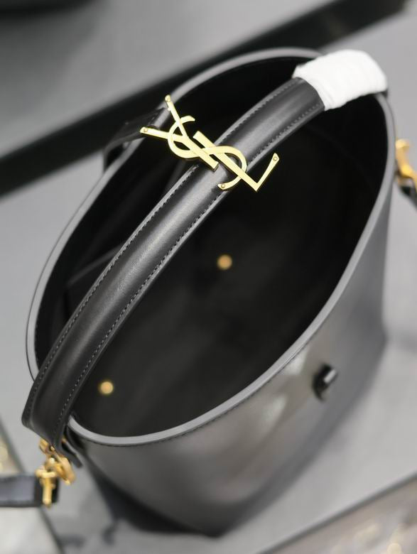 Saint Laurent