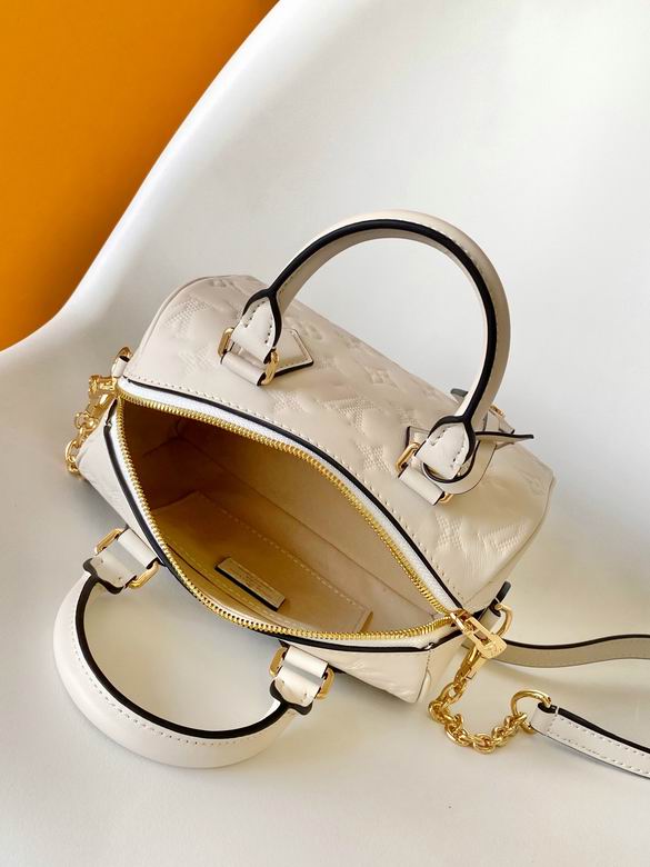 Louis Vuitton Speedy