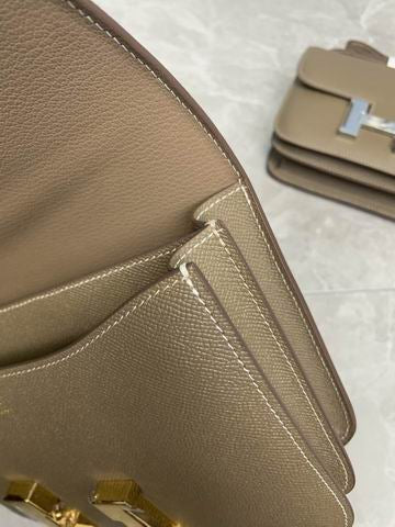 Hermes Constance Epsom