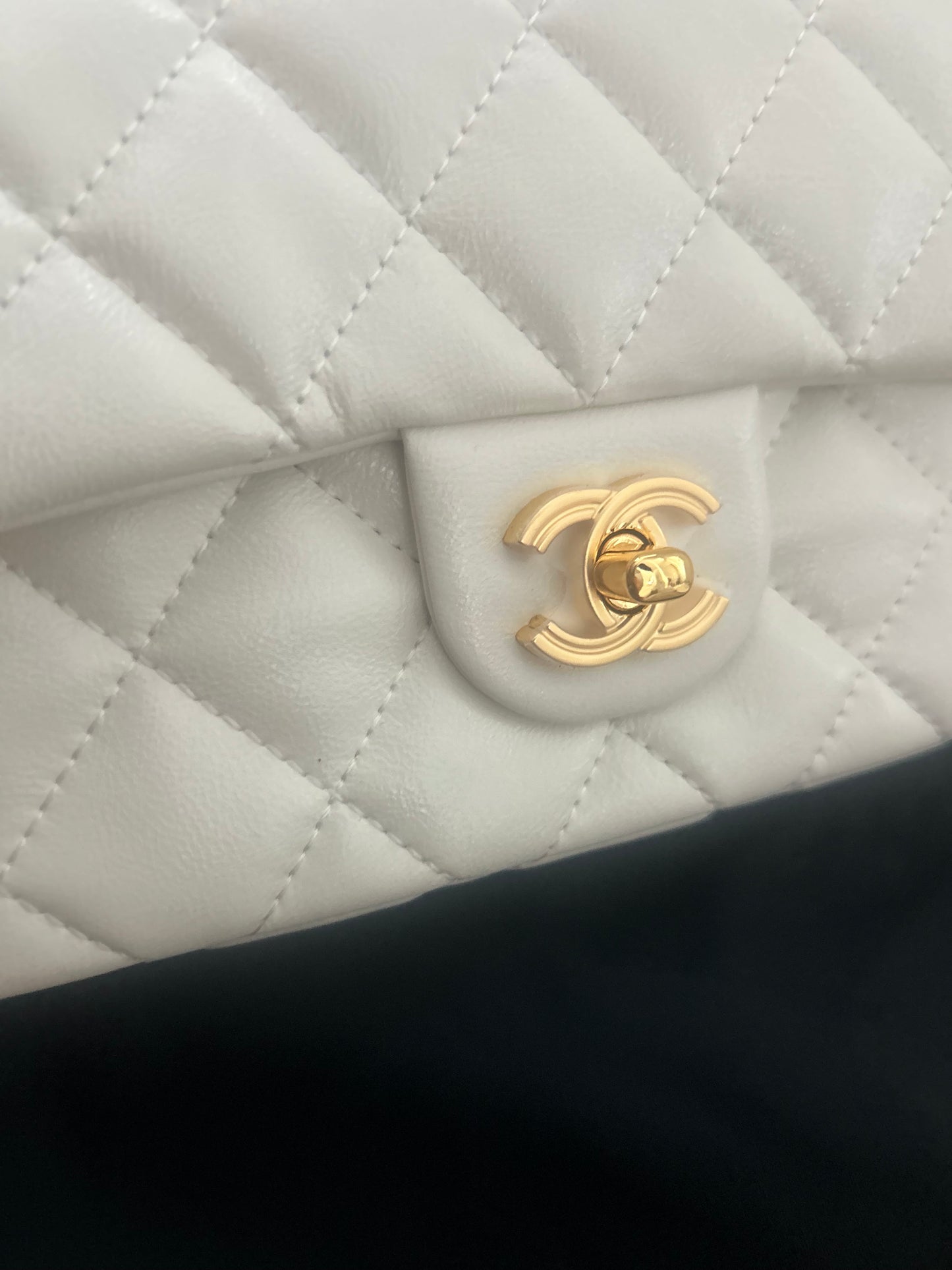 Chanel (odmah dostupno)