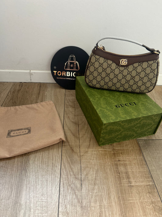 Gucci (odmah dostupno)
