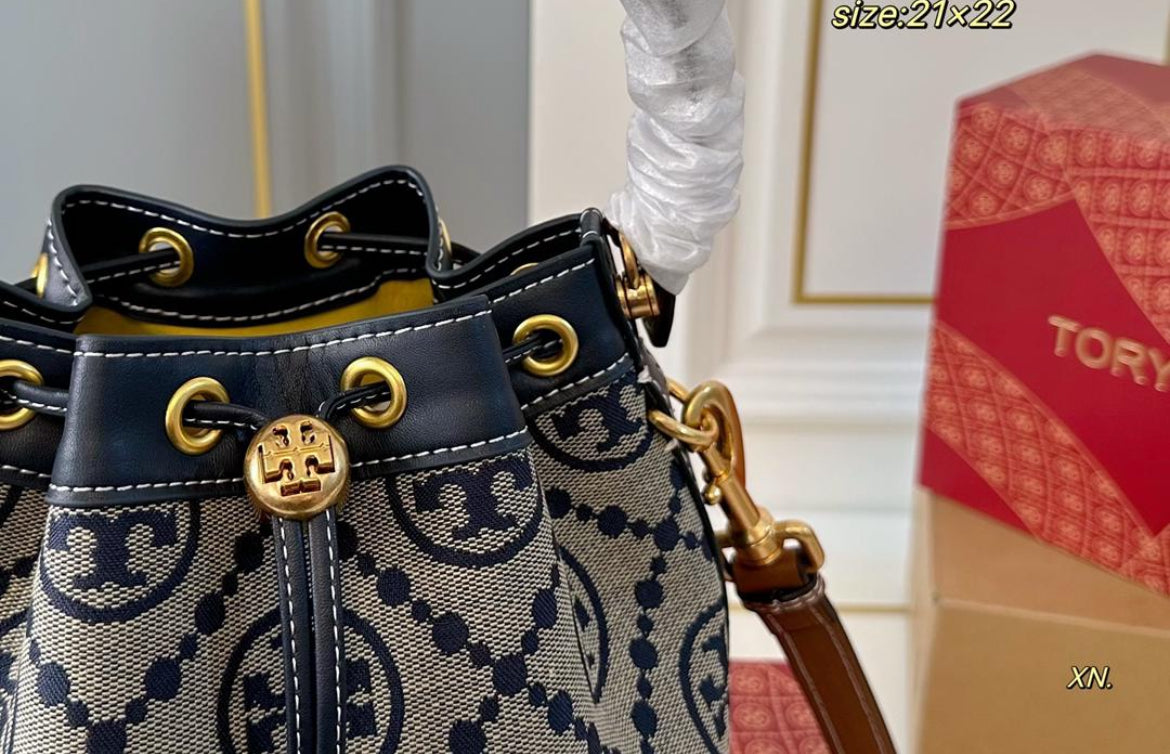 Tory Burch Bucket