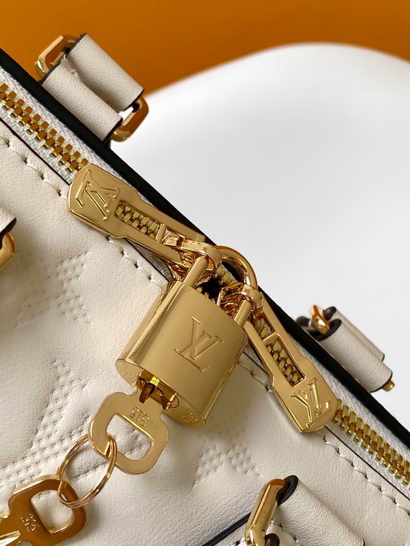 Louis Vuitton Speedy