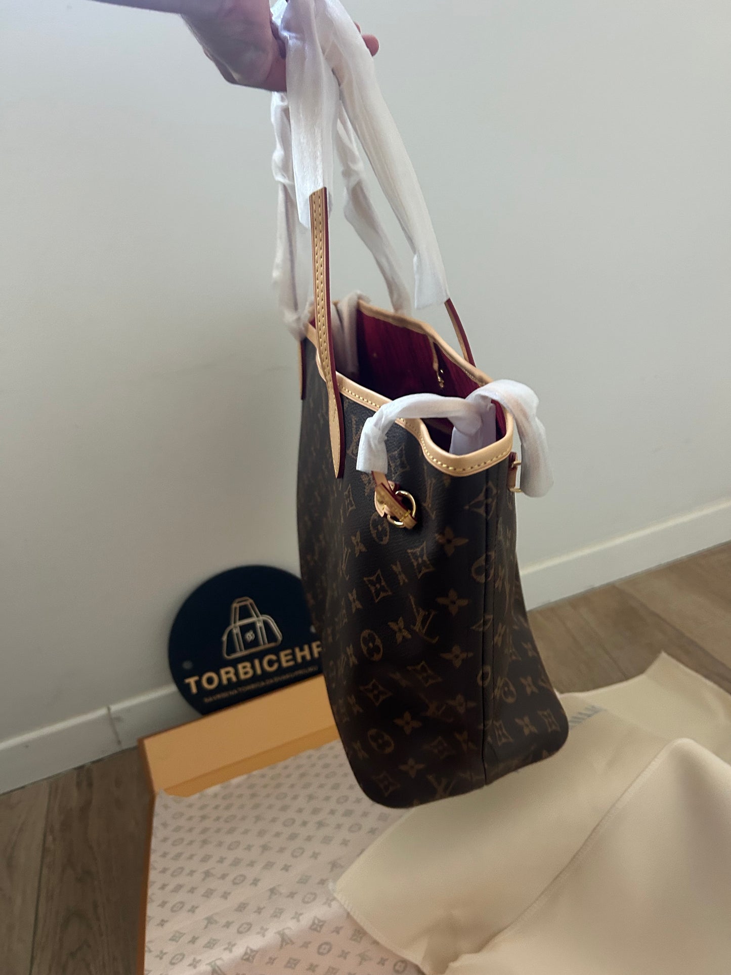 Louis Vuitton Neverfull (odmah dostupno)