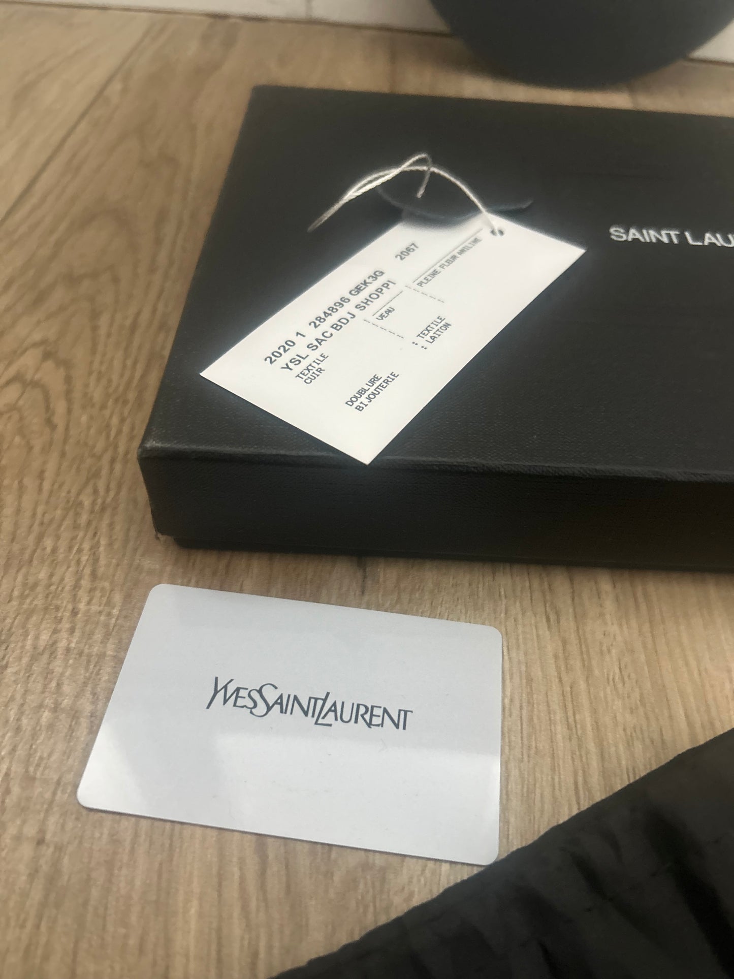 Saint Laurent (odmah dostupno)
