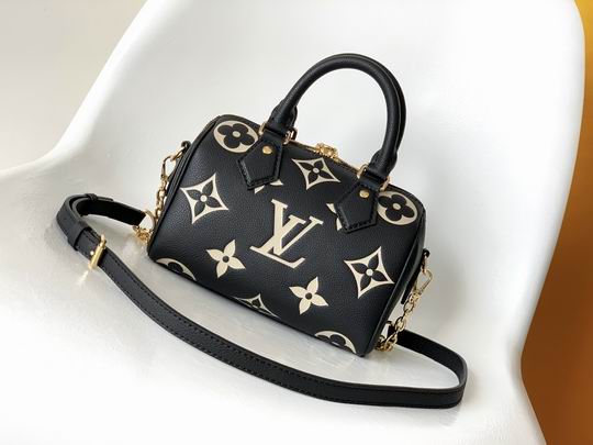 Louis Vuitton Speedy