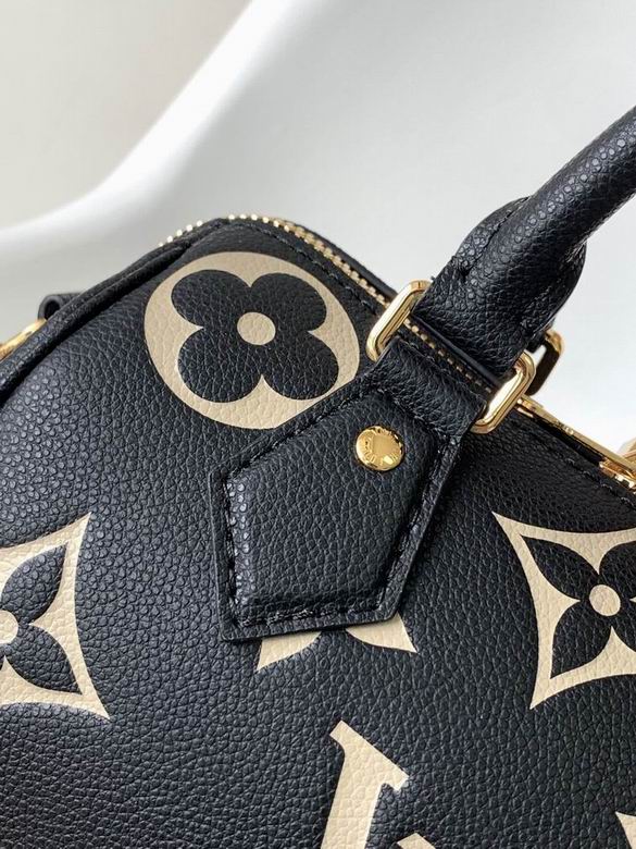 Louis Vuitton Speedy