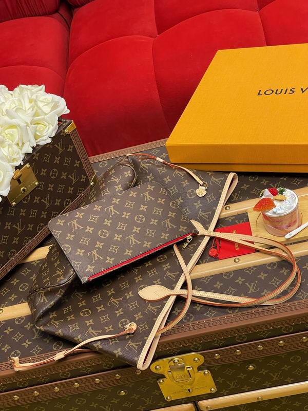 Louis Vuitton Neverfull