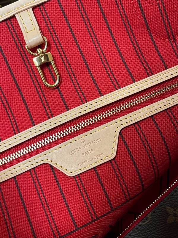 Louis Vuitton Neverfull