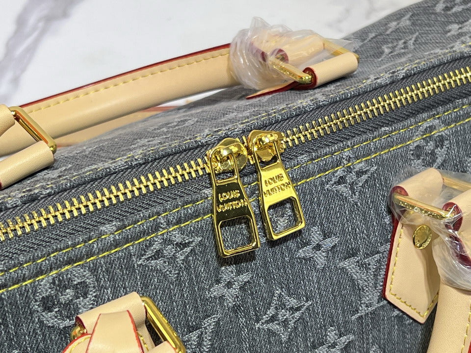 Louis Vuitton Speedy